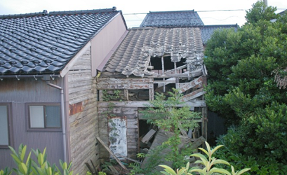 写真：損壊した家屋