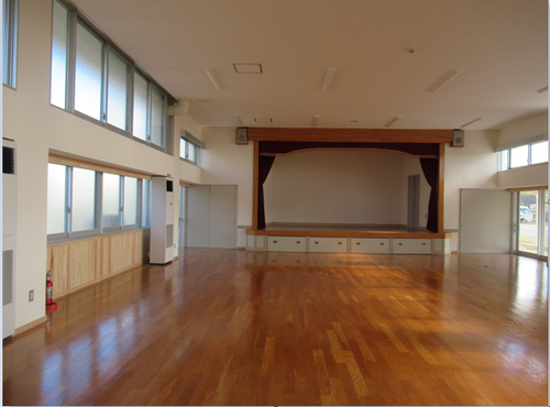 写真：ホール内観