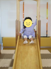 木製滑り台の画像