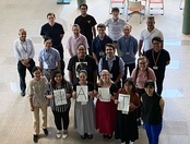 写真:小学校への派遣