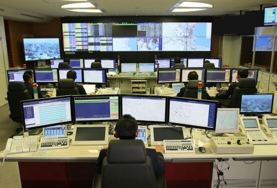 写真：消防救急デジタル無線・高機能消防指令センター