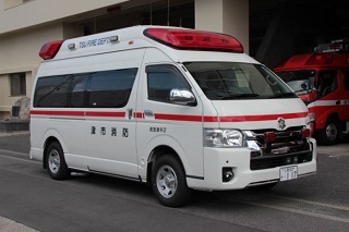 写真：救急車2