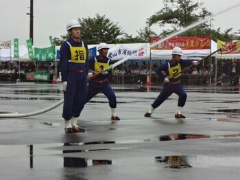 写真：消防操法訓練のようす
