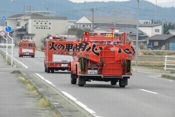 写真：防火パレードのようす