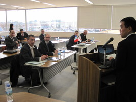 写真:市長表敬1