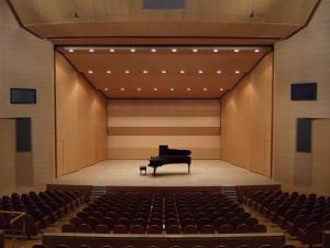 舞台（反響板使用）の写真