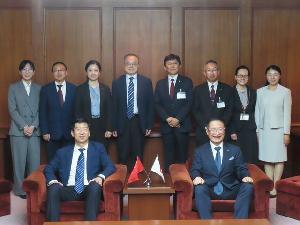 写真:5月訪日団