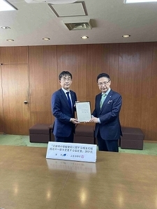 写真:上富良野町長来津1