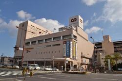 写真：津センターパレス外観