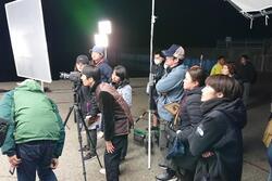 写真：津ヨットハーバーでのロケの様子2