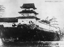 写真：丑寅櫓と戌亥櫓