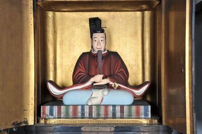 写真：初代藩主藤堂高通の木像