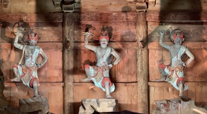 写真（木造蔵王権現立像）