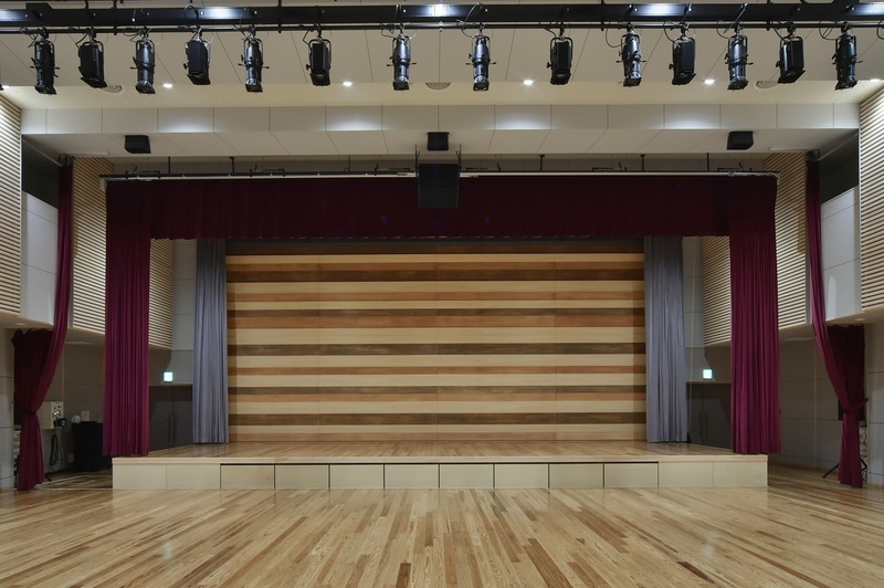 写真:多目的ホール