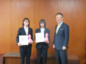 写真：長野選手と龍田選手　来訪