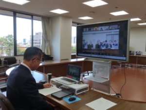 写真：第187回社会保障審議会医療保険部会（オンライン出席）