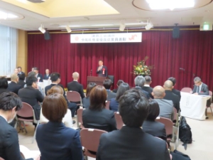 写真：津商工会議所　優良従業員表彰式　挨拶