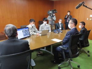 写真:活動報告会の様子1