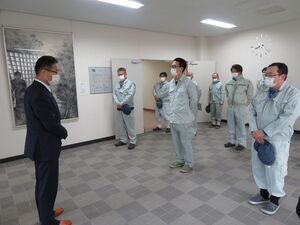 写真：年末業務従事者職員 激励