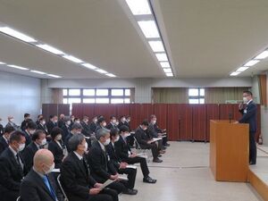 写真：市長から職員への年末あいさつ