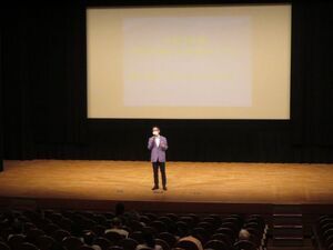 写真：平和を考える市民のつどい 挨拶