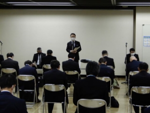 写真：新型コロナウイルス感染症対策本部会議