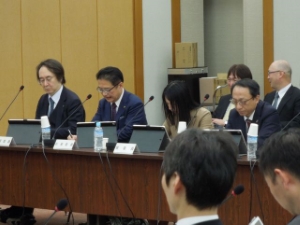 写真:第123回社会保障審議会医療保険部会