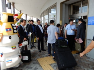 写真：第16回日ASEAN次官級交通政策会合参加者 津なぎさまち視察訪問 概要説明2