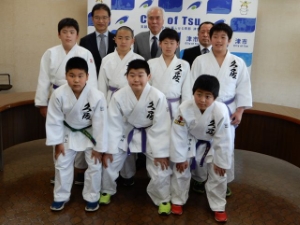 写真:第38回全国少年柔道大会出場選手 来訪