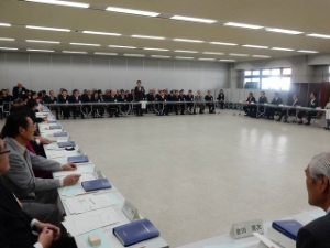 写真:市議会議員初会合