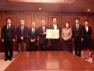 写真：農林水産大臣賞 受賞報告