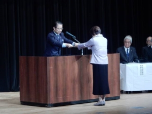 写真:津市民生委員・児童委員委嘱状伝達式1