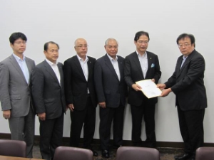 写真：中部国道協会 提言活動1