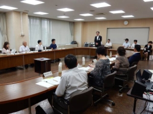 写真:津市ケーブルテレビ放送番組審議会委員委嘱式2