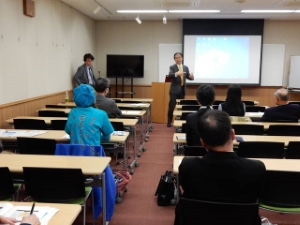 写真:中心市街地活性化ツゥのサロン事業 活動報告会