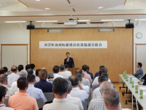 写真：河芸町島崎町線建設促進協議会総会 挨拶