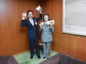 写真：井村屋グループ株式会社　中島伸子常務取締役 来訪