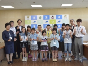 写真：上富良野西小学校 来訪