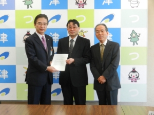 写真：津市文化振興計画答申