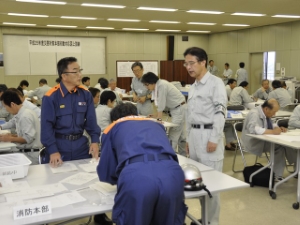 写真：図上初動訓練