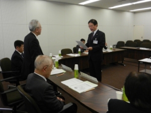 写真：第5回津市住居表示審議会 挨拶、諮問