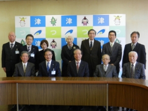 写真:津市総合計画後期基本計画答申2