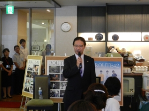 写真：映画「ROUTE42」瀬木直貴監督シネマトーク挨拶