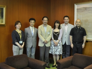 写真:ヴォーカルアンサンブル《EST》来訪