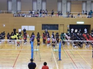 写真:津市長杯小学生バレーボール大会挨拶