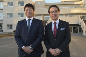 写真:市長と高木勇人さん