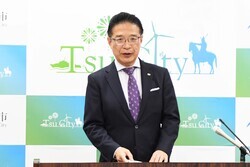 動画サムネイル:令和5年4月26日記者会見の様子