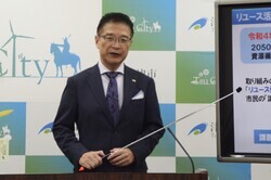 動画サムネイル:令和5年11月6日定例記者会見の様子