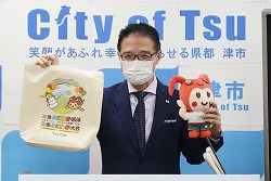 動画サムネイル:令和3年11月5日定例記者会見の様子