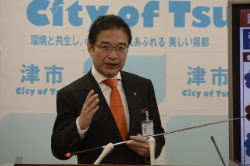 動画サムネイル:平成30年2月1日定例記者会見